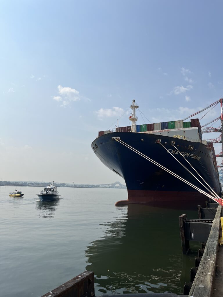 Pilot boat transport from Estonia to USA